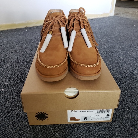 💗 NIB 💖 UGG Chestnut Brown Fringe Wedge Moccasin - Picture 3 of 8